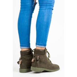 Ideal Shoes Mocka arbetare bundet med ett band grön 2