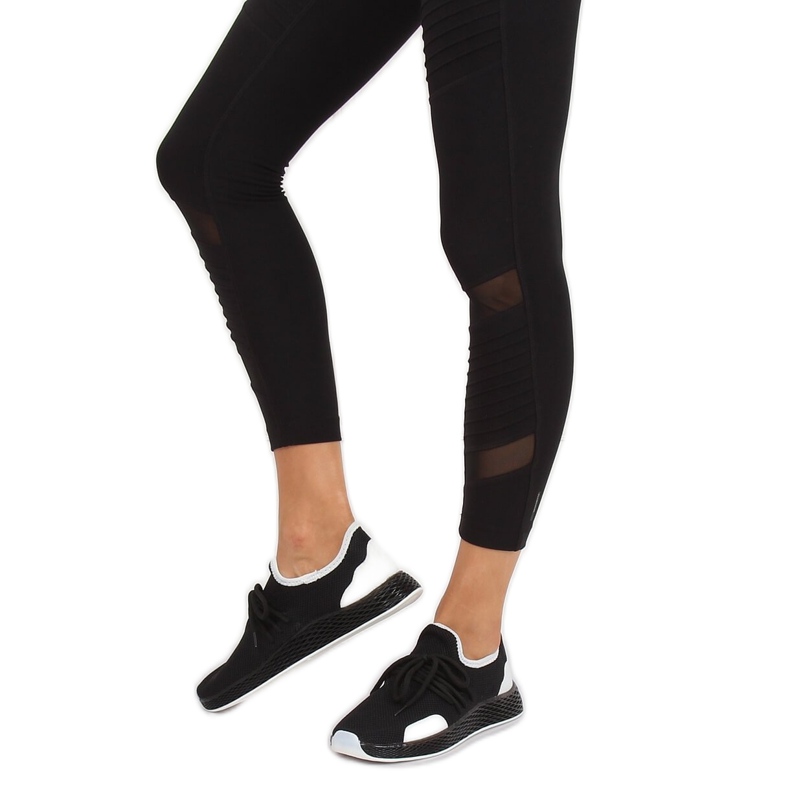 Svarta sportskor B-6851 Svart 1