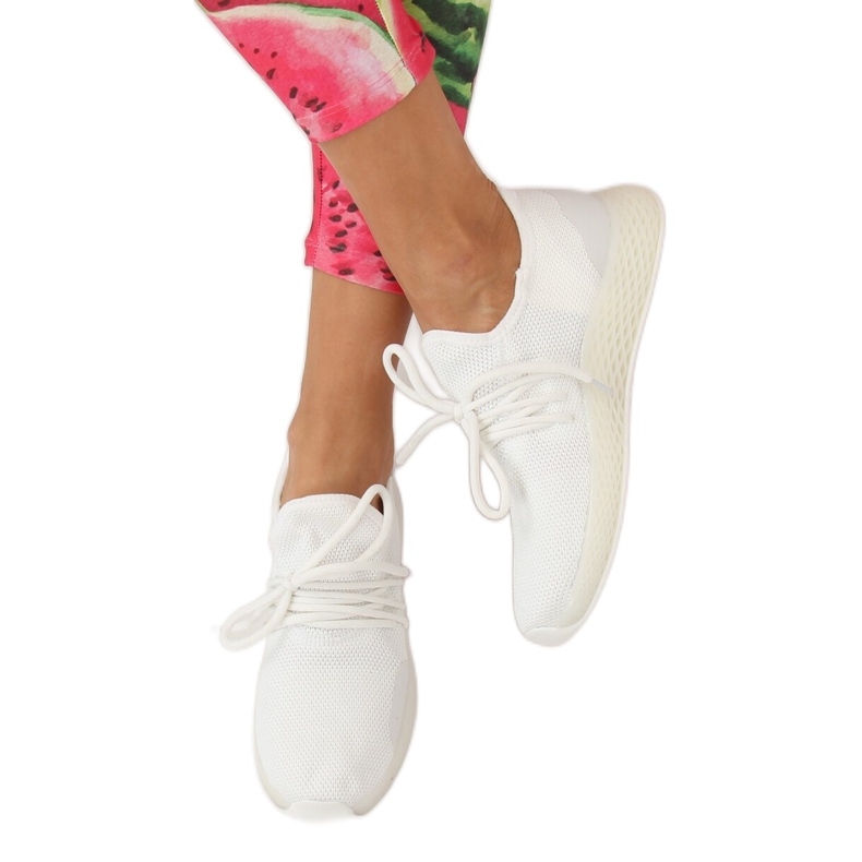 Vita sportskor B-6851 Vit 2