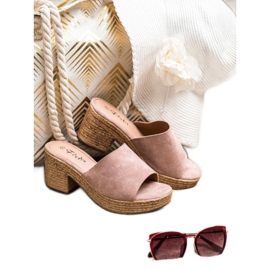 Flyfor Lätta tofflor på stolpen rosa 2