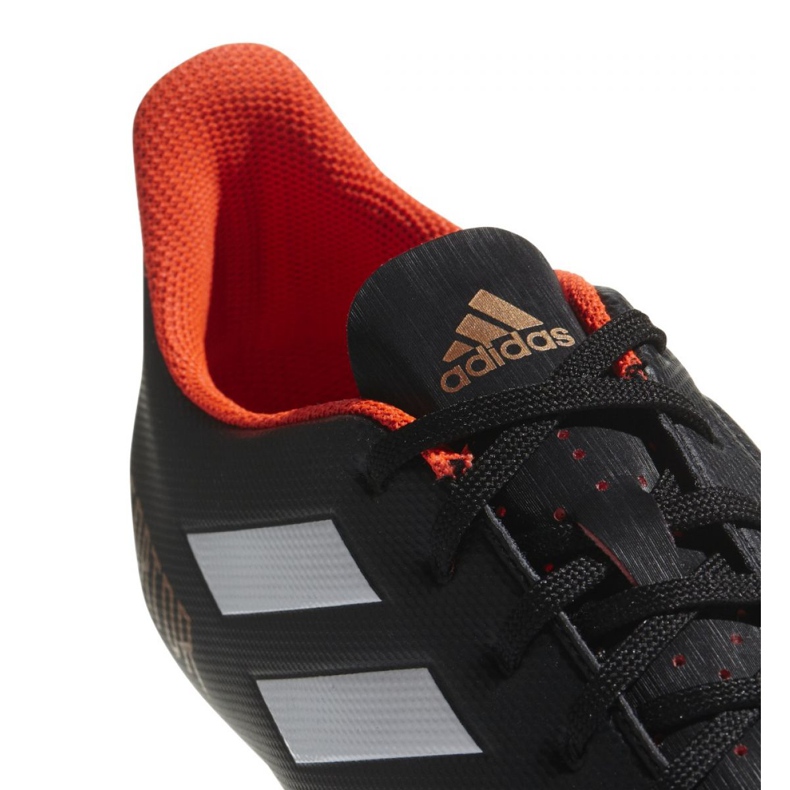 Adidas Predator 18.4 FxG M CP9265 fotbollsskor svart svart 2