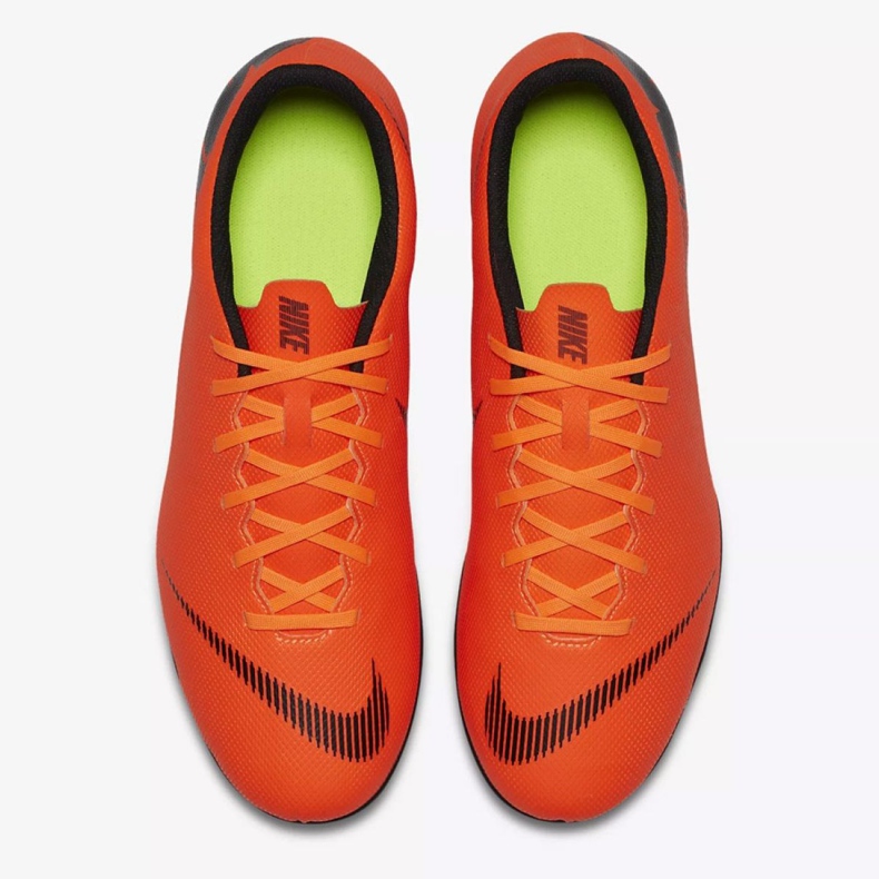 Nike Mercurial Vapor 12 Club M AH7378-810 fotbollsskor mångfärgad röd 2
