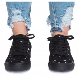 Svarta sneakers med Brittany -stjärnor 1