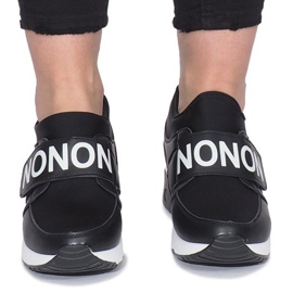 Svarta sportskor på Monon -kilen 1