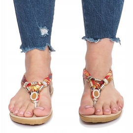 Gula platta sandaler med Sprat -diamanter gyllene 1