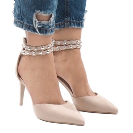 Beige sandaler med höga klackar B-51 2