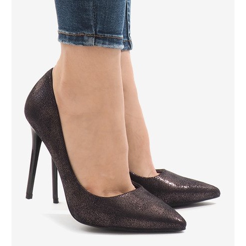 Svarta klassiska klackar AT-0596-L 2