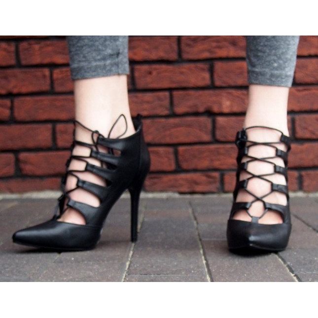 Rikt dekorerade höga sandaler 11033-1 svart 2