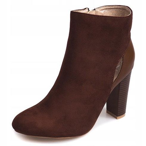 Bruna mocka stövlar på en pelare med dragkedja 1