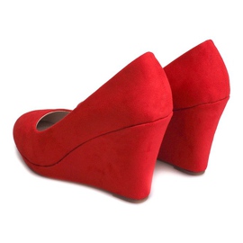 Mocka pumpar på kil 2054 röd 2