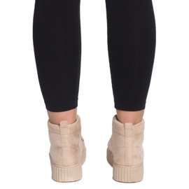 High Creepers-stövlar på WQ-001 Beige-plattformen 1