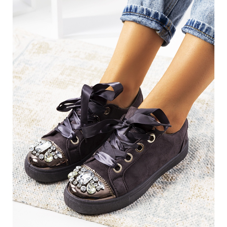 Rikt dekorerade sneakers 6192 grå 2