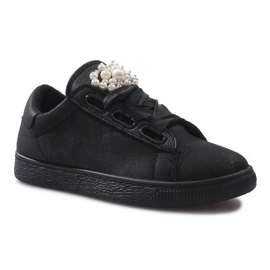 Svarta sneakers med Black Pearl 1