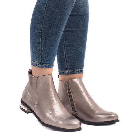 LEI-189 silverstövlar med pärlor grå 2