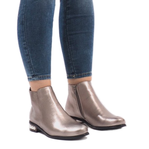 LEI-189 silverstövlar med pärlor grå 1