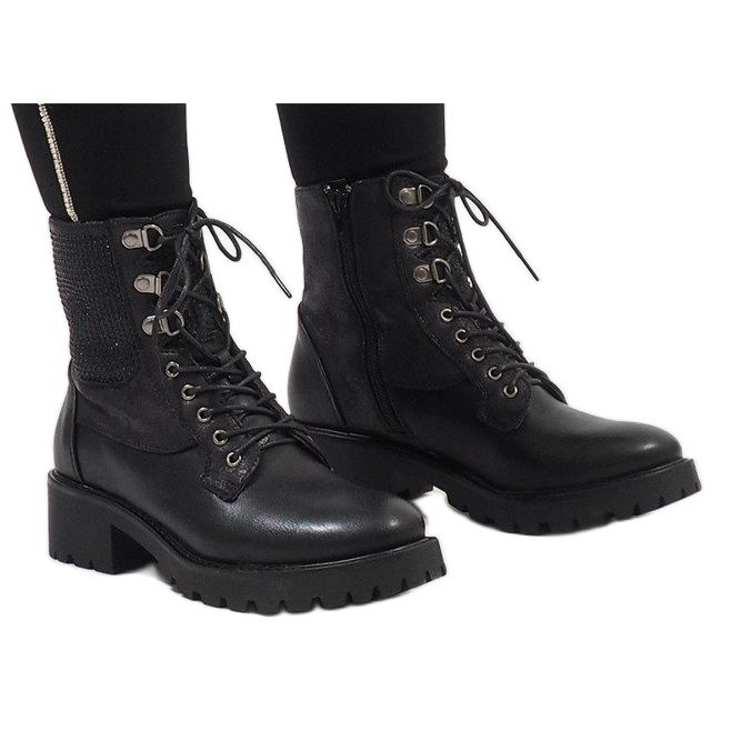 Ideal Shoes Svarta snörskor med paljetter 1621 1