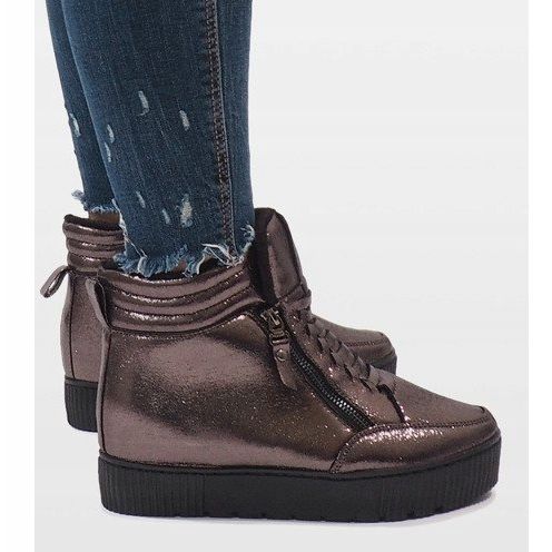 Bruna isolerade sneakers BB-1652 2