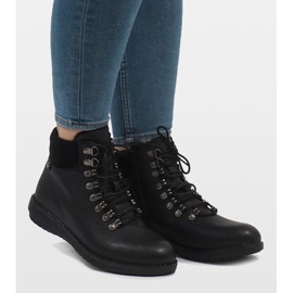 Svarta snörisolerade stövlar 3971 2