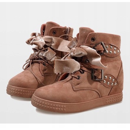 Rosa snekaers på kilen A-79 2