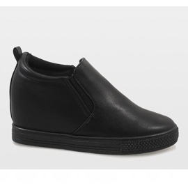 Svarta sneakers på kilen DD384-1 2