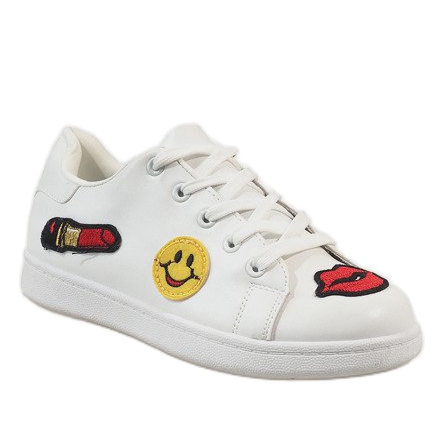 80065-B trubbiga vita sneakers 1