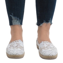 JX57P vita sneakers i spets 2