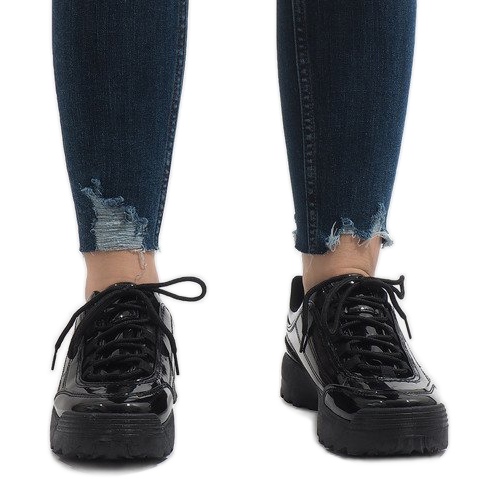 Svarta trendiga sportskor 82017 2