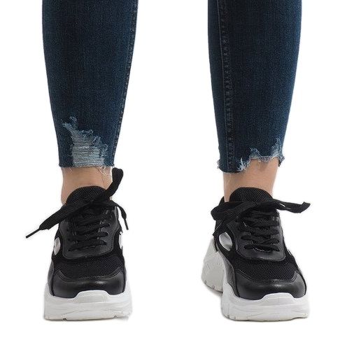 Svarta trendiga sportskor PP-37 2