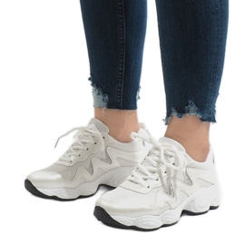 Vita trendiga sportskor KB-153 1