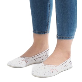 JX59P vita spetsskor 1