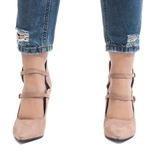 Pumpar på en stift 6613-5 beige 2