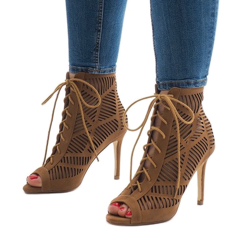 Kamelstövlar på en nål 1610-225 brun 1