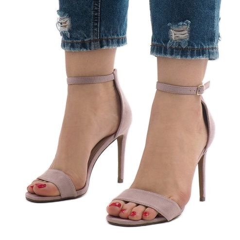 Högklackade sandaler i mocka SY-31P purpur 1