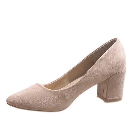 Beige mockapumpar på pelaren D-1228 1