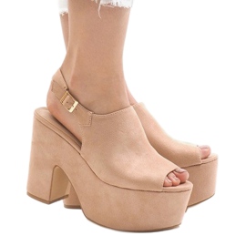 Rosa sandaler på ett massivt 8263CA -block 2