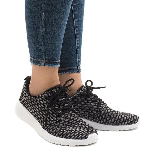 Svarta sportskor 619 1