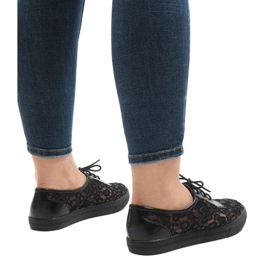 Sneakers i svart spets HC235 1