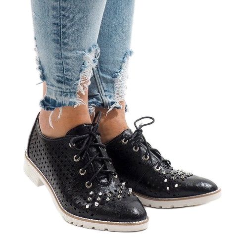 Svarta genomskinliga skor med G-106-2 dubbar 1