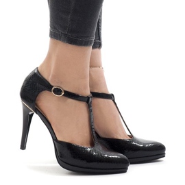 Svarta pumpar på A509-22-2-pelaren 1