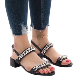 Svarta högklackade sandaler 77-15 1