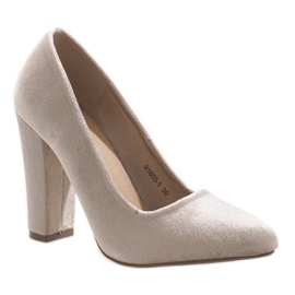 Beige velourpumpar på pelaren 91603-1 1