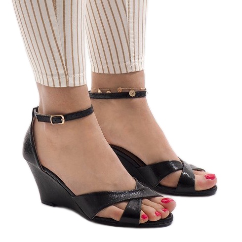 Svarta kile sandaler QL-78 2