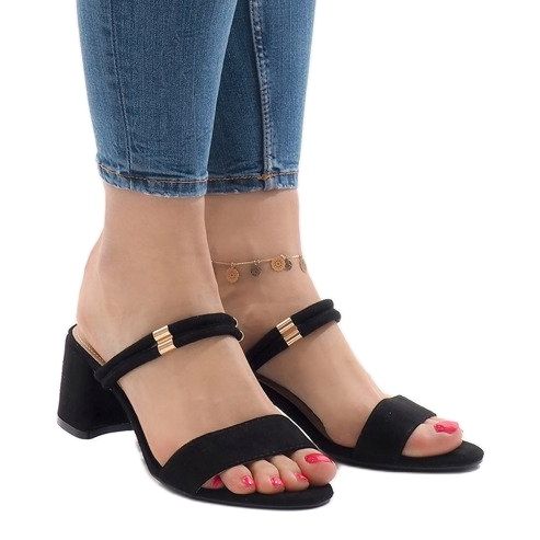 Svarta M806 klackar 2