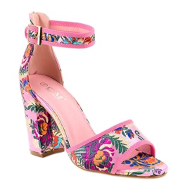 Rosa sandaler på stolpen 77-14 1