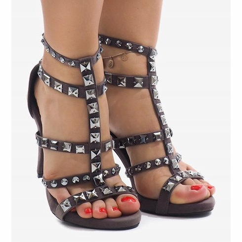 Grå sandaler på en stilettklack i mocka GH083-6 mångfärgad 1