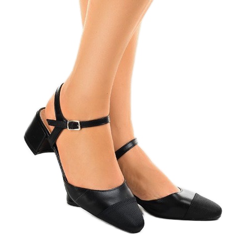 Svarta pumpar på 5095 stolpen 1