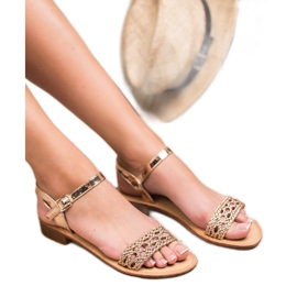 SHELOVET Flätade högklackade sandaler gul 2