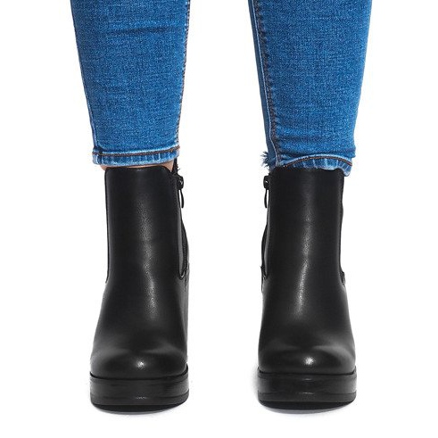 Stövlar på häl med elastisk X9098 svart 1