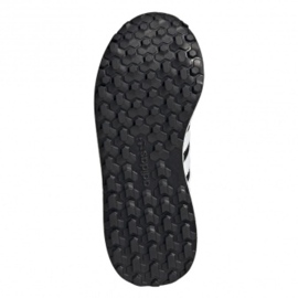 Adidas Originals Forest Grove Jr EE6557 skor svart 2