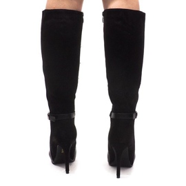 Högklackade stövlar 8022 Svart 1